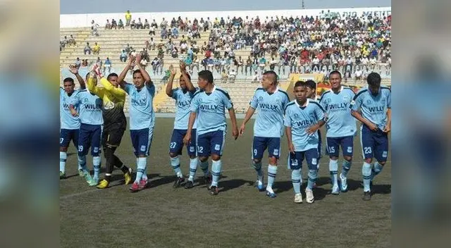 No encontró el respaldo de los empresarios y se va