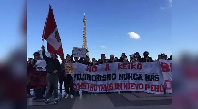 Peruanos en París