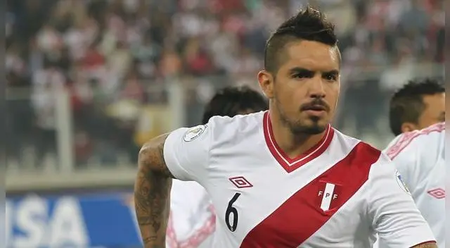 Vargas y Zambrano  ya no serían convocados a la selección