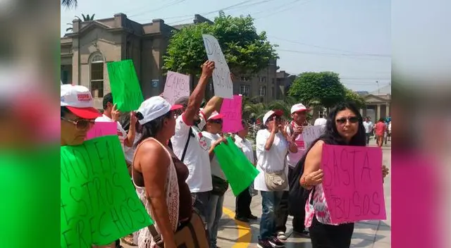 Familiares y amigos se unieron en protesta Familiares y amigos se unieron en protesta