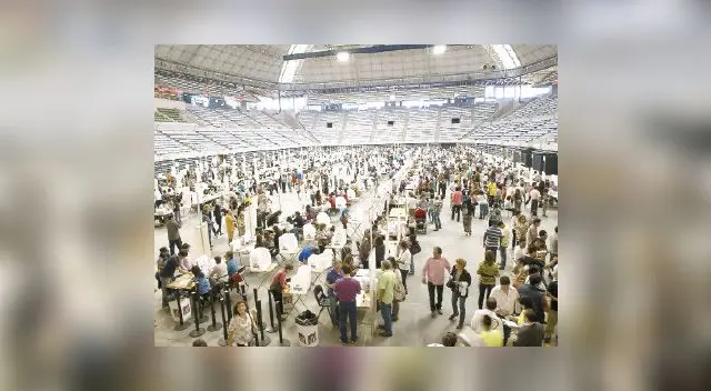 Cónsules peruanos traerán las actas de 78 países en sus valijas diplomáticas y llegarán este lunes. Cónsules peruanos traerán las actas de 78 países en sus valijas diplomáticas y llegarán este lunes.