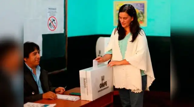 Así vivió Verónika Mendoza el día de elecciones