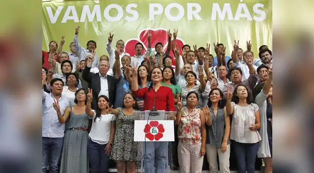 Verónika Mendoza contaría con 20 parlamentarios.