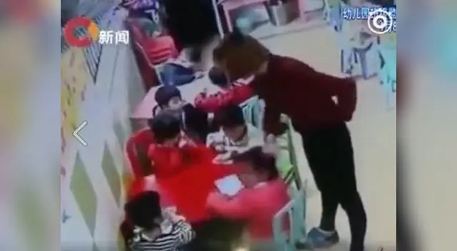 La abuela de una de las víctimas arremetió contra la profesora