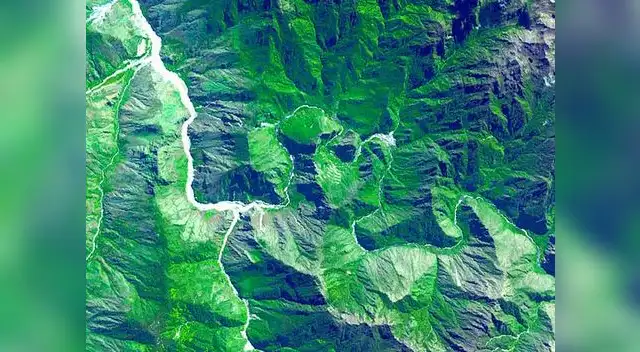 Aunque no lo creas, esta es una imagen desde el cielo de Machu Picchu.