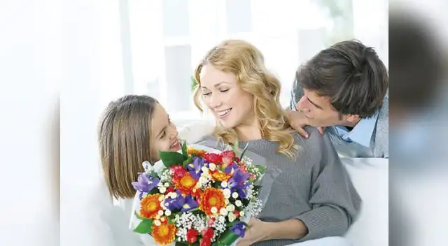 Las flores son un regalo ideal para las mamás. Las flores son un regalo ideal para las mamás.