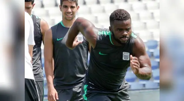 Montaño sería titular ante Melgar.