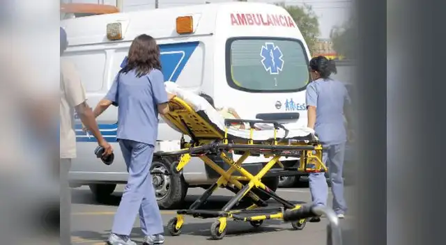 Niño está grave en el hospital Edgardo Rebagliati. Ya lo han operado dos veces.