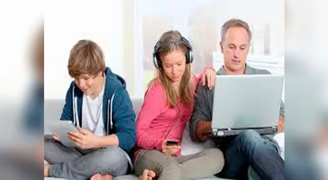 Familias abandonan la charla por la PC