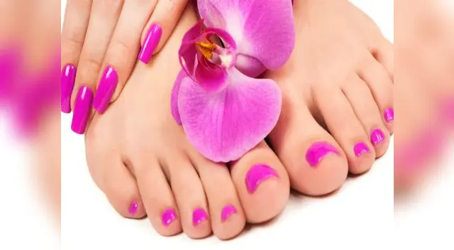 Para un pintado de uñas más duradero.