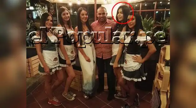 Trabaja como mesera en exclusivo restaurante