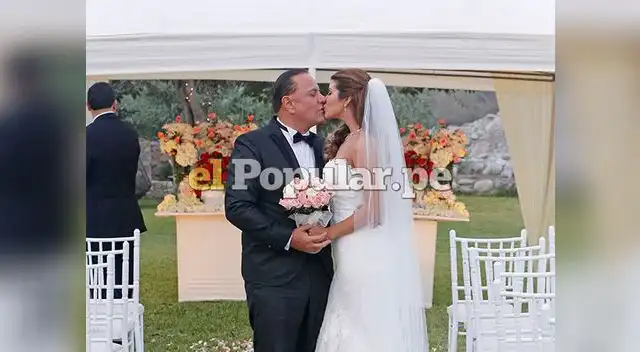 El primer beso como marido y mujer El primer beso como marido y mujer