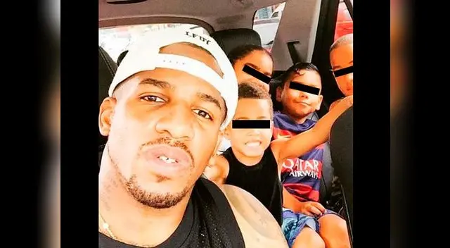 Foquita comaprtió imagen junto a sus tres hijos Foquita comaprtió imagen junto a sus tres hijos