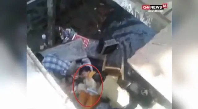 La mujer terminó golpeada por la fuerte caída La mujer terminó golpeada por la fuerte caída