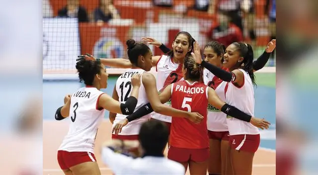 Festejo peruano por una nueva victoria. Mañana nos toca ante Italia que ha ganado sus tres partidos Festejo peruano por una nueva victoria. Mañana nos toca ante Italia que ha ganado sus tres partidos