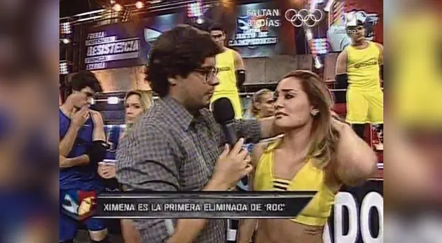 La competidora fue consolada por sus amigos La competidora fue consolada por sus amigos