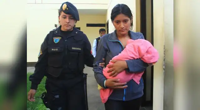 Una mujer también integra la banda Una mujer también integra la banda