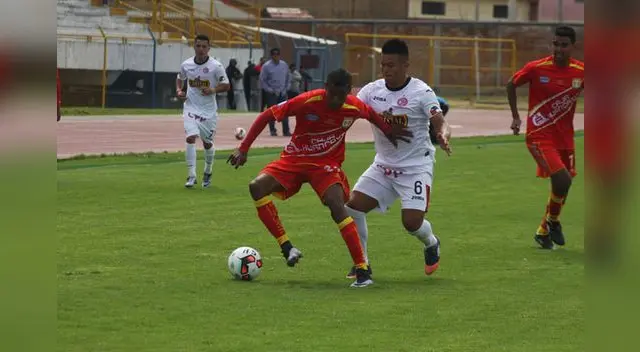 Junior Ross superando la marca de Alfredo Rojas