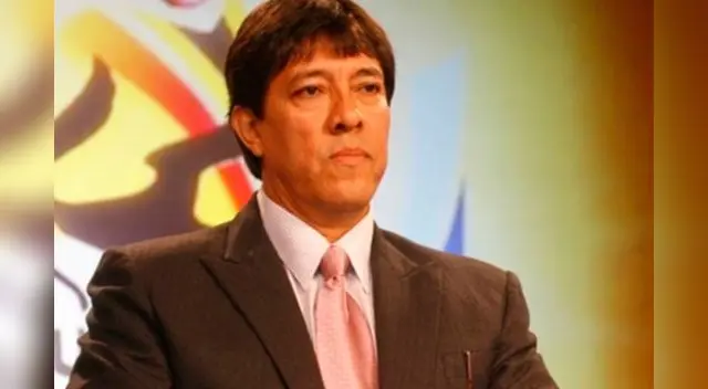 Salió con la pierna en alto.