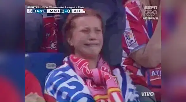 Jovencita vive su fanatismo al máximo