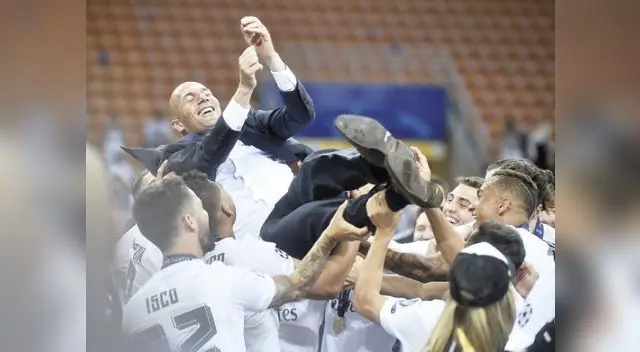 Zidane conquistó el trofeo como jugador, asistente y técnico