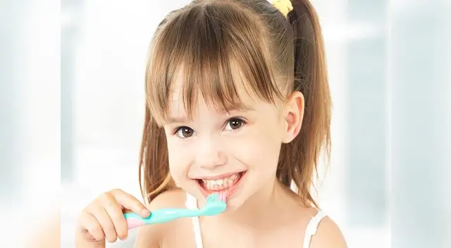 Evita que los niños lleven golosinas en sus loncheras.