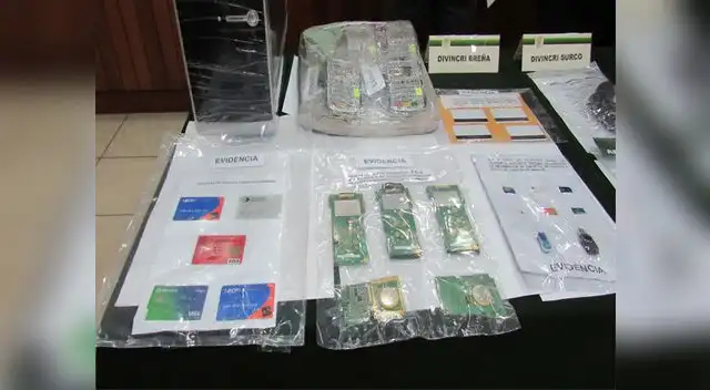 Pruebas que efectivos encontraron en la casa de uno de los detenidos Pruebas que efectivos encontraron en la casa de uno de los detenidos