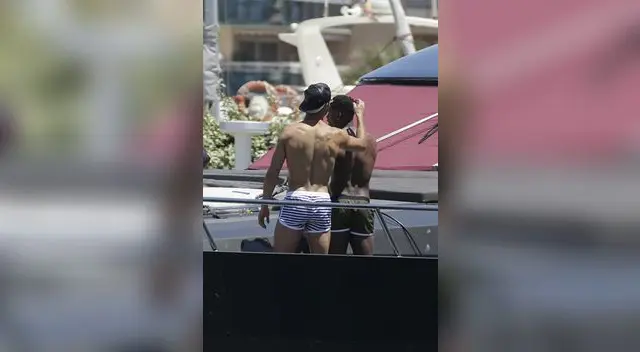 Sigue demostrando amabilidad con los visitantes en su yate. FOTO: DIEZ