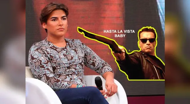 El Zorro camina junto a su seguridad El Zorro camina junto a su seguridad