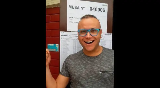 Carlos Cacho, maquillador y jurado de El Gran Show