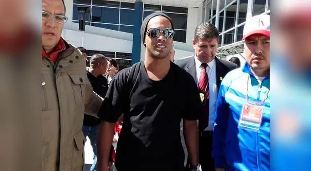 Brasileño fue recibido bajo fuertes medidas de seguridad Brasileño fue recibido bajo fuertes medidas de seguridad