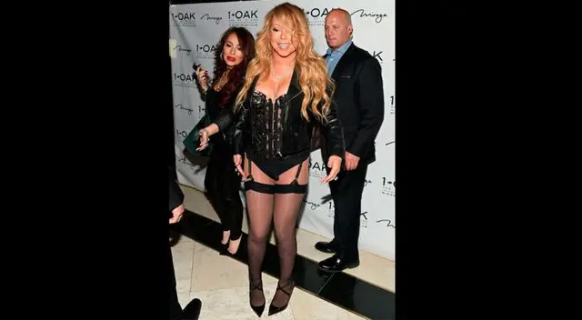 Cantante no dejó nada para la imaginación