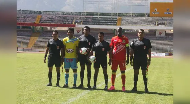 El juez Ordoñez y su terna flaqueados por los capitanes de Huancayo y Bocana