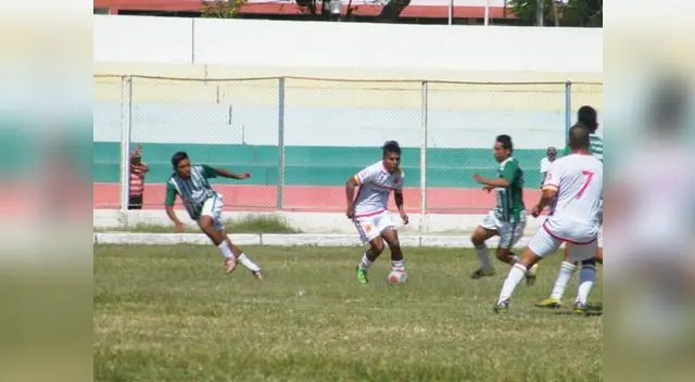 Fue un encuentro muy intenso. FOTO: Roberto Saavedra