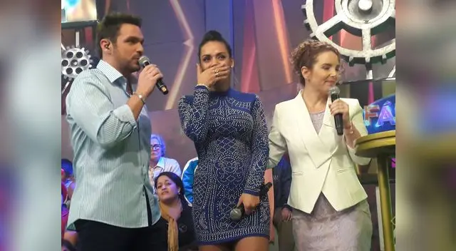 El dolor de una hija que ya no tiene el amor de su madre. El dolor de una hija que ya no tiene el amor de su madre.