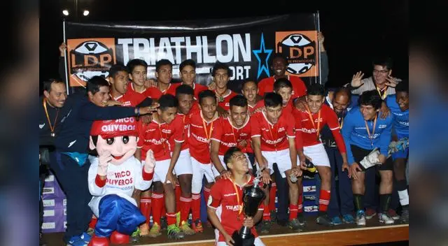 Saco Oliveros logró el título de torneo escolar.