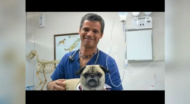 Pancho Cavero triste por la perdida de su mascota.