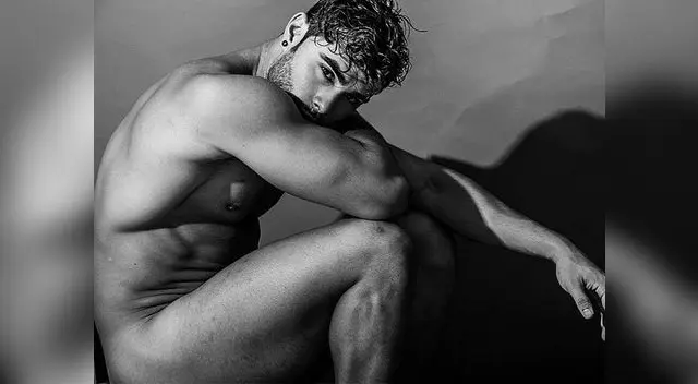 Como Adán en el paraíso. 