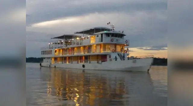 Crucero de lujo fue asaltado en la madrugada de hoy jueves. 