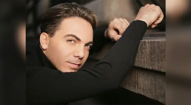 Jamás saldré del clóset fue lo que declaró el cantante.