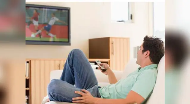 Es importante evitar los reflejos sobre la pantalla. Es importante evitar los reflejos sobre la pantalla.