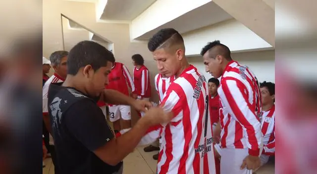 San Martín se prepara para salir al gramado. FOTO: ACCION DEPORTIVA