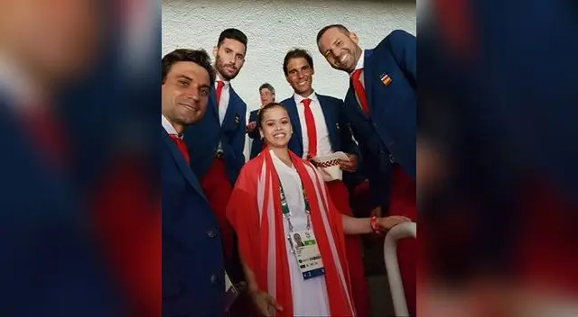 Ariana Orrego junto a Rafael Nadal Ariana Orrego junto a Rafael Nadal