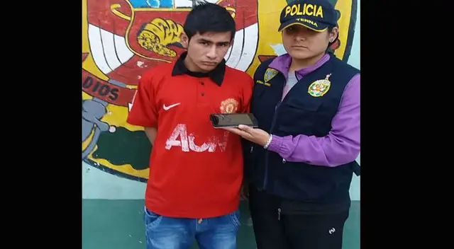 Sujeto fue trasladado a la comisaría para ser investigado Sujeto fue trasladado a la comisaría para ser investigado