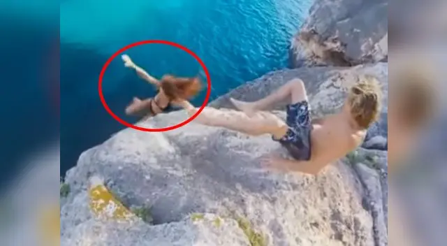 La mujer cayó aparatosamente por el acantilado luego que su pareja no la agarre