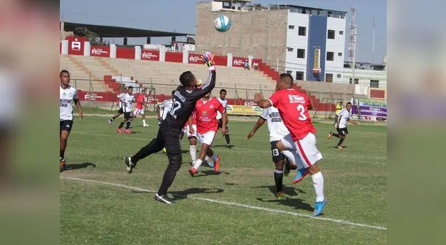 Intenso el partido entre Espinoza y Orepesa