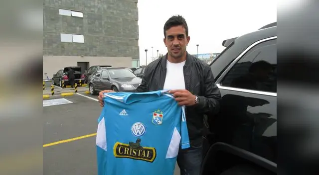 Ifrán con su nueva camiseta.