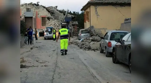 Se desconoce el número de personas que quedaron atrapadas entre los escombros