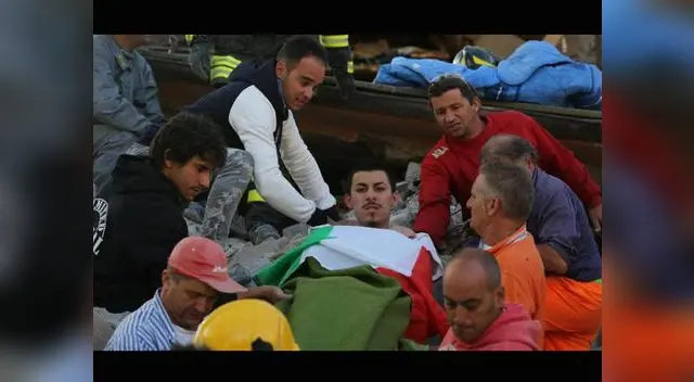 Peruano es rescatado tras terremoto en Italia Peruano es rescatado tras terremoto en Italia