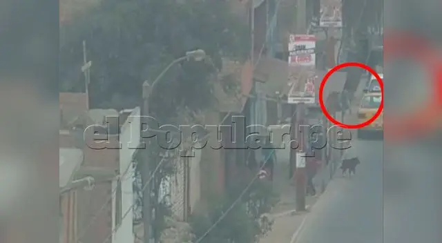 Duda pero finalmente huye hacia calle de la izquierda